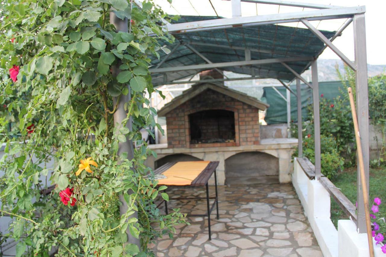 Holiday Home Flora 莫斯塔尔 外观 照片